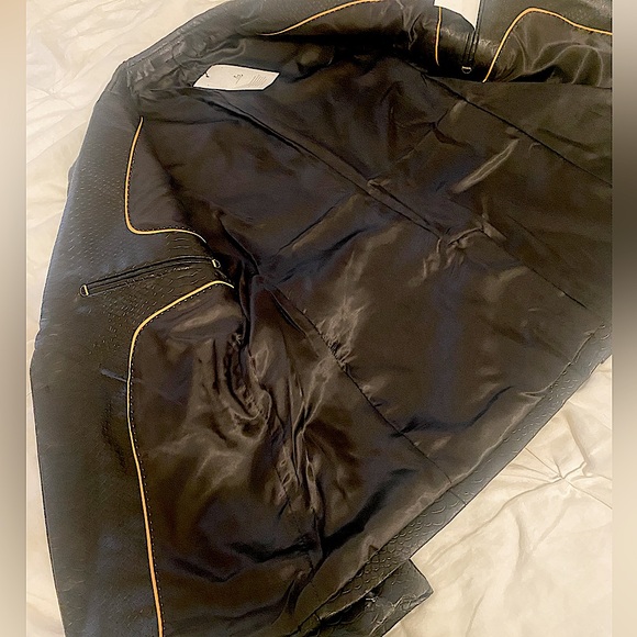 Leather Jacket - Picture 2 of 3